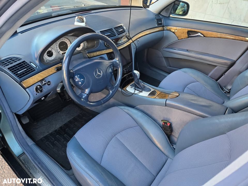 Mercedes-Benz E 200 KOMPRESSOR Automatik Avantgarde - 3