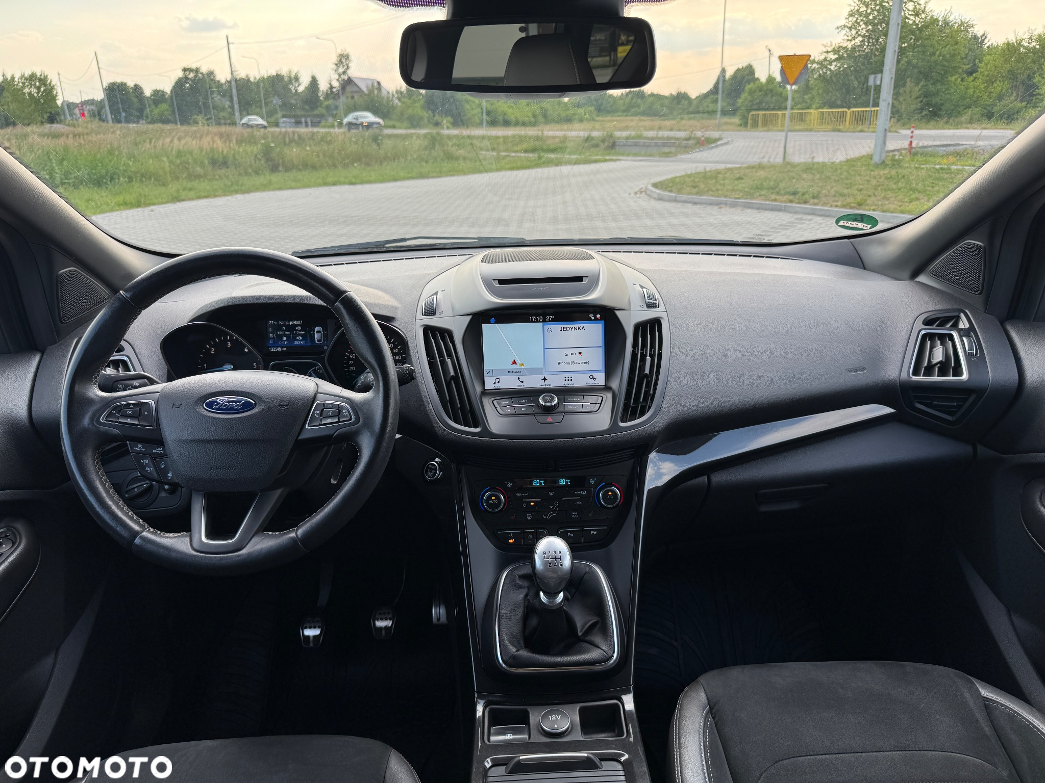 Ford Kuga 2.0 TDCi 4x4 ST-Line - 31
