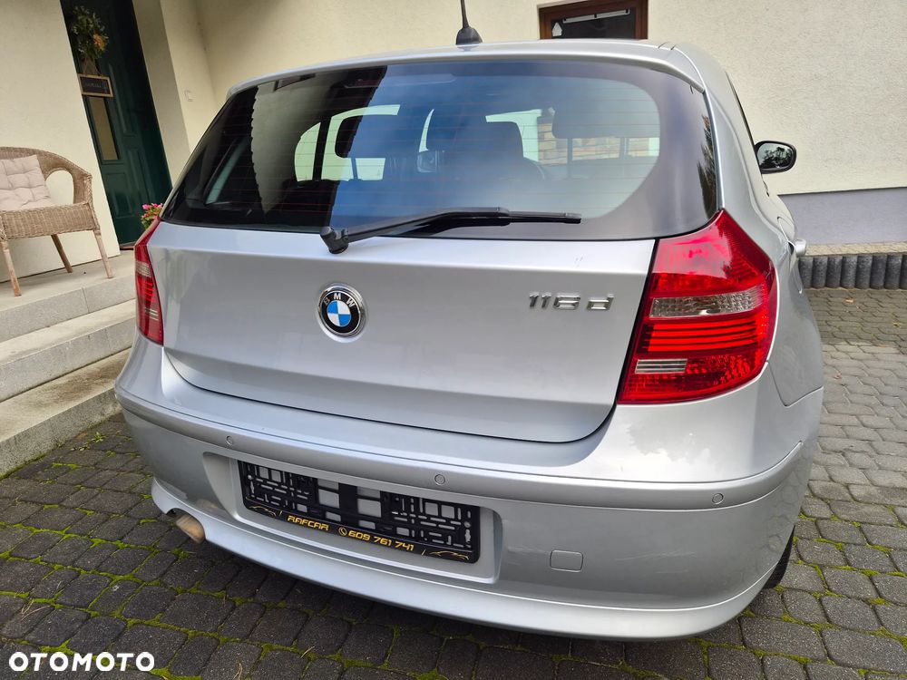 BMW Seria 1 - 30