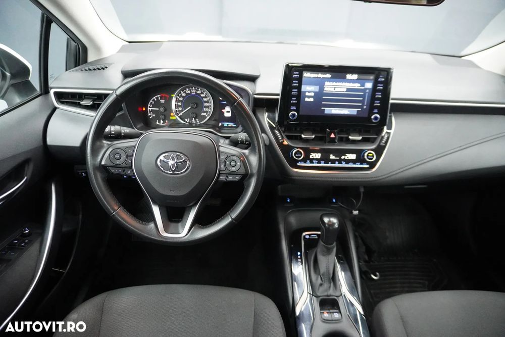 Toyota Corolla 1.8 HSD Eco - 12