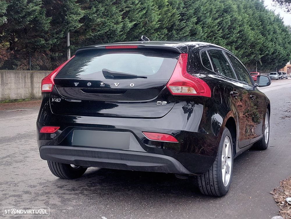 Volvo V40 2.0 D2 Kinetic - 4