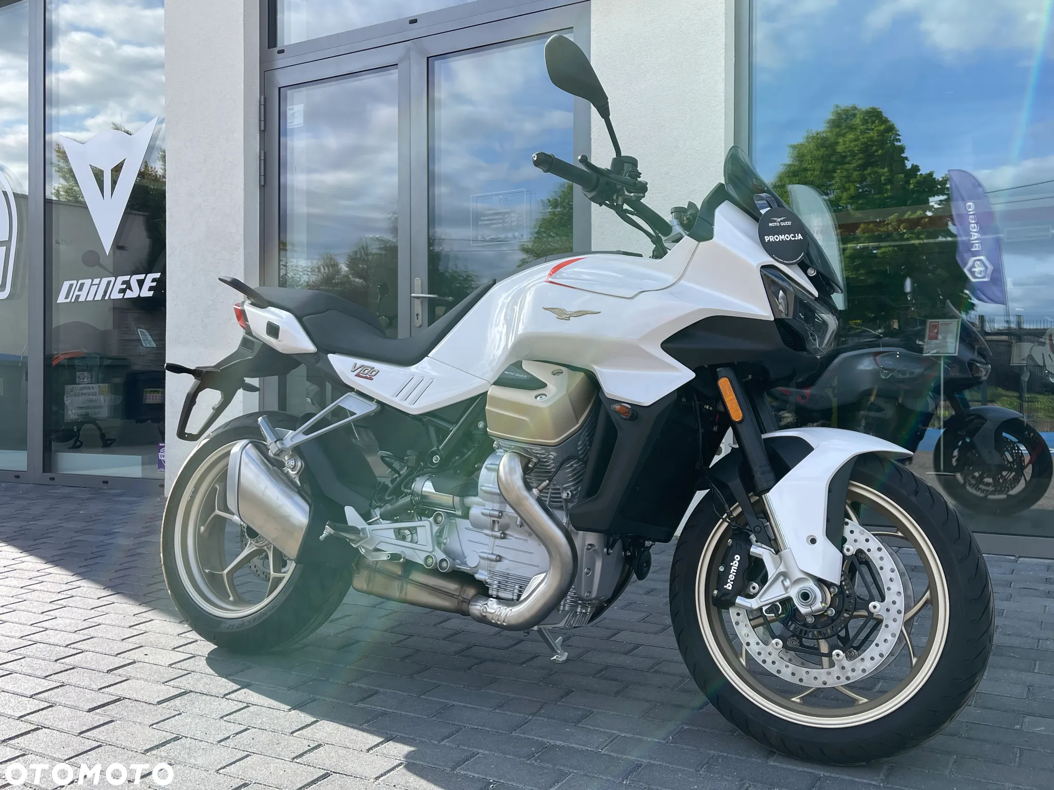 Moto Guzzi V100 Mandello - 25
