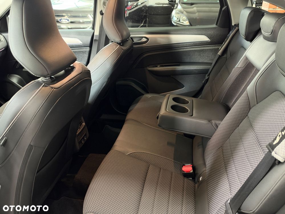 Renault Arkana TCe 140 EDC INTENS - 17