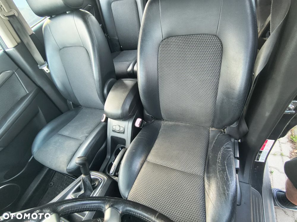 Chevrolet Captiva 2.4 4WD 7 Sitzer LT - 19