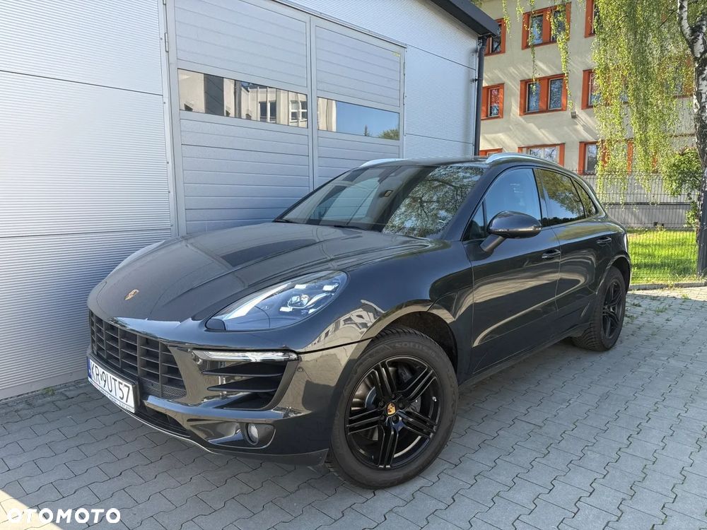 Porsche Macan - 1