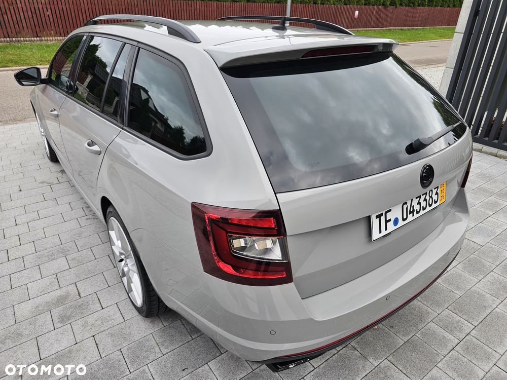 Skoda Octavia 2.0 TDI RS Challenge DSG - 16