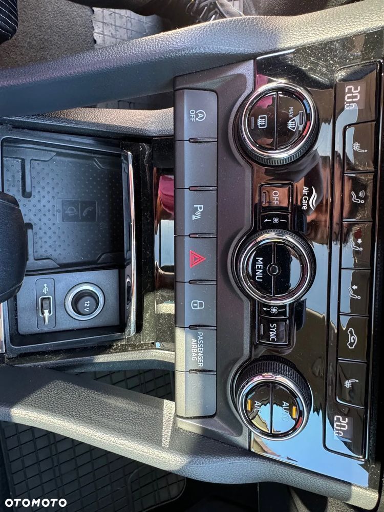 Skoda Karoq 1.5 TSI ACT 4x2 Sportline DSG - 20