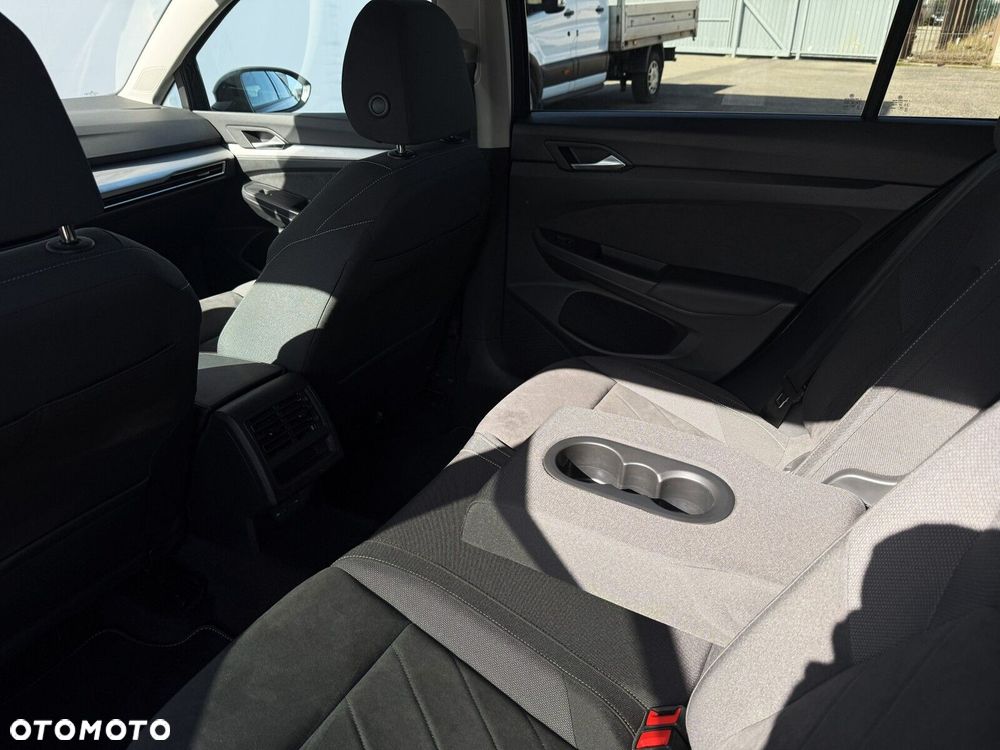 Volkswagen Golf Variant 1.5 eTSI mHEV Life DSG - 27