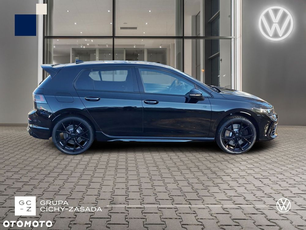 Volkswagen Golf - 6