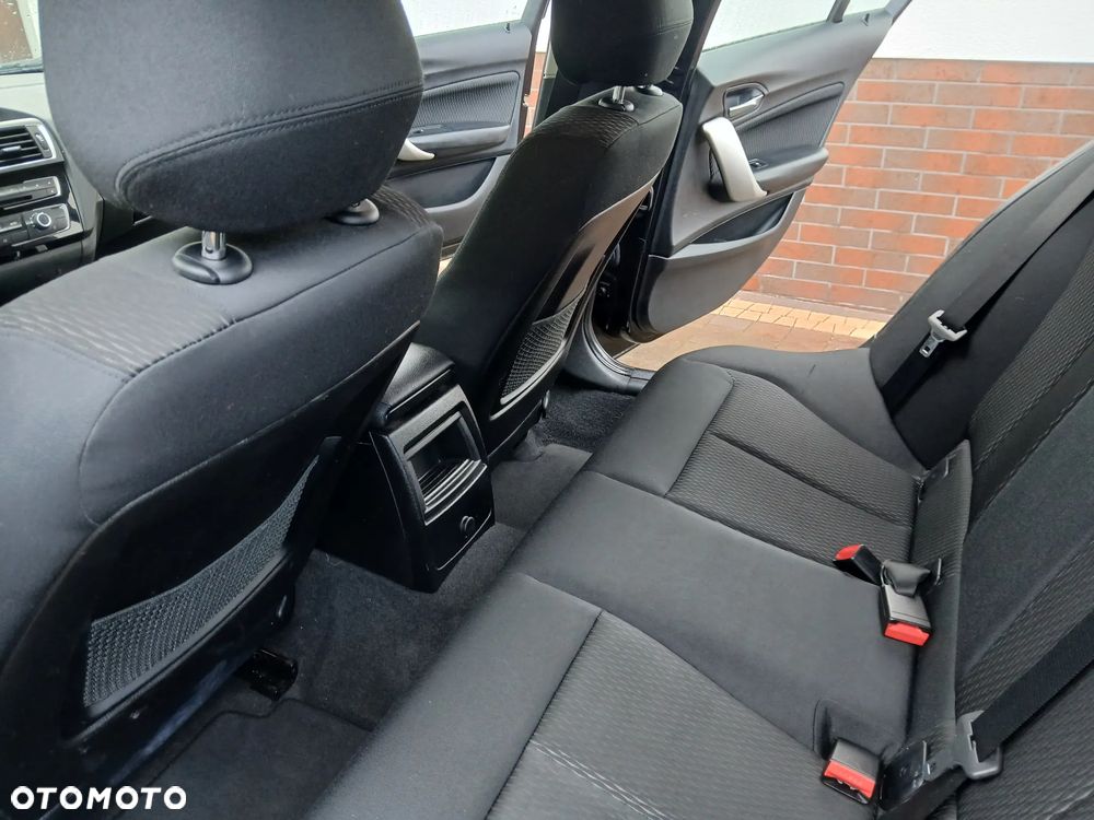 BMW Seria 1 116i Advantage - 12