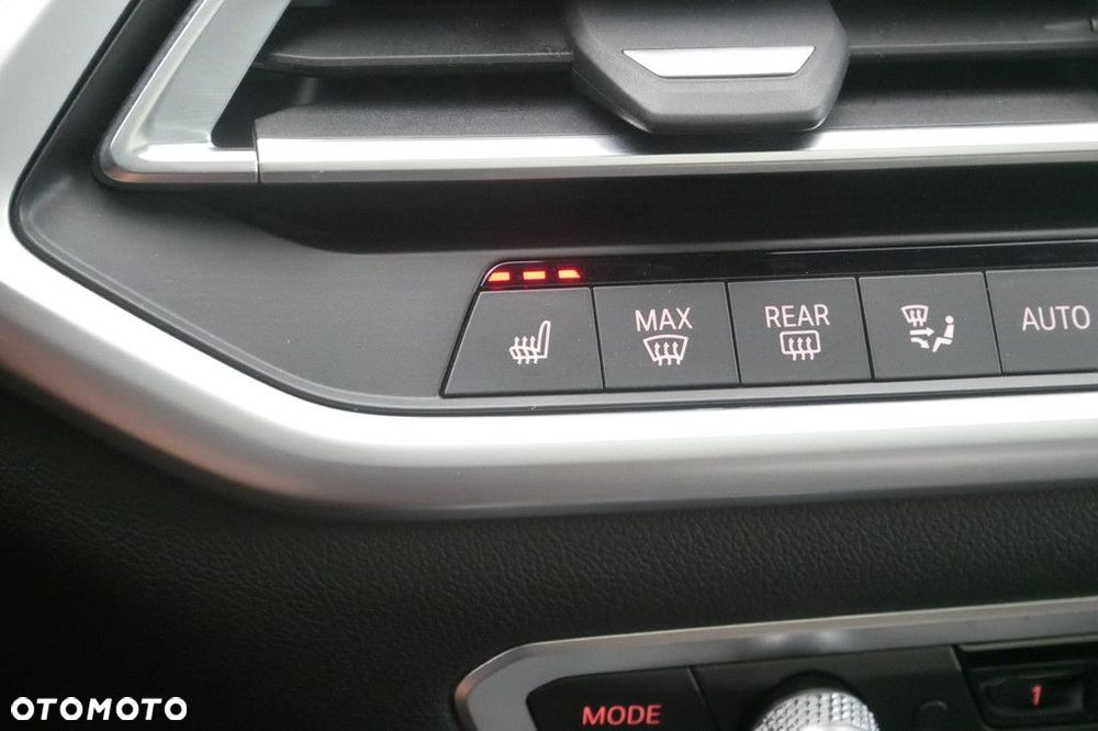 BMW X6 - 32