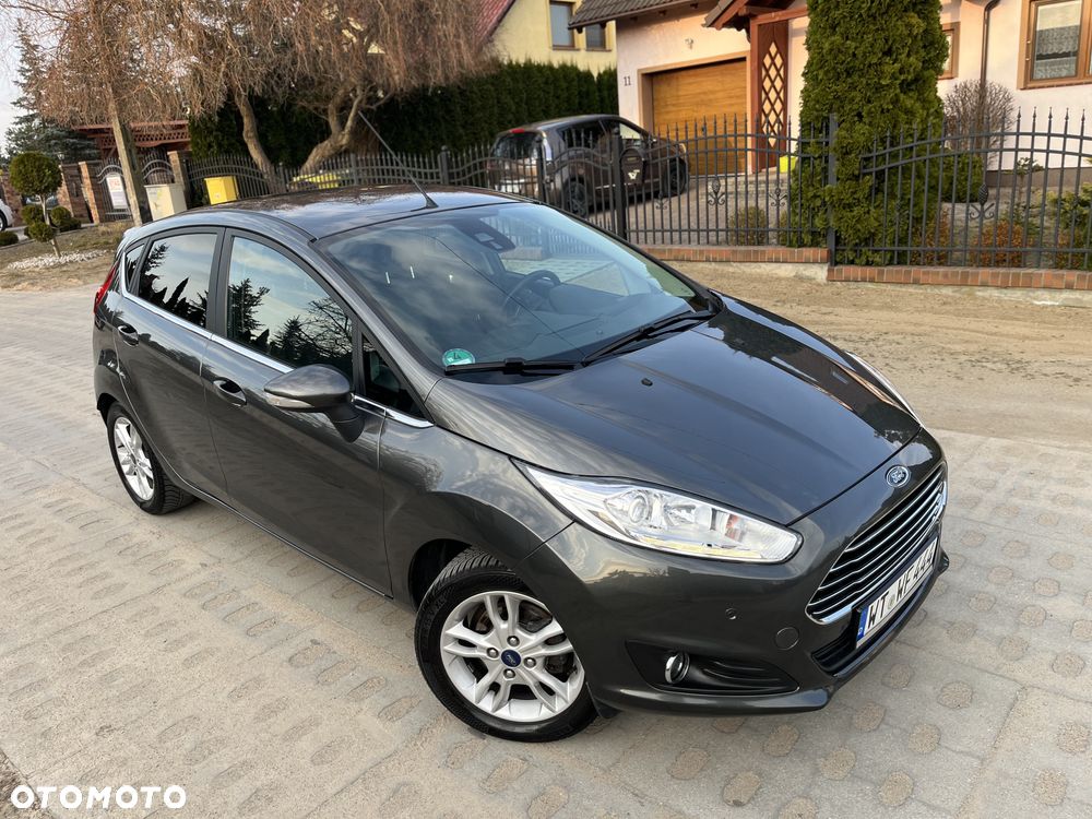 Ford Fiesta 1.0 EcoBoost S&S TITANIUM - 4