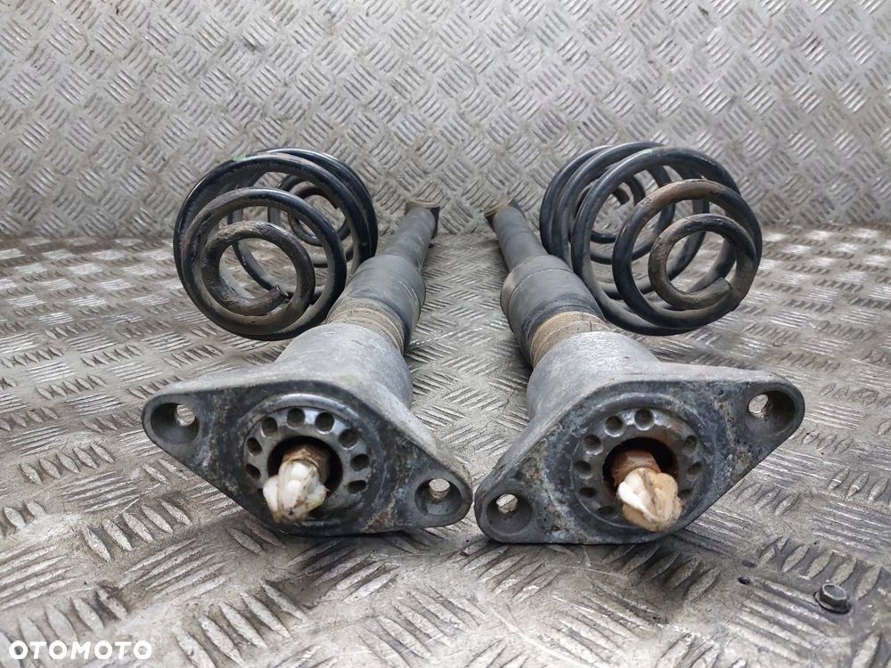 AMORTYZATORY + SPRĘŻYNY TYŁ KOMPLET PASSAT B5 KOMBI DACO 560220 - 2