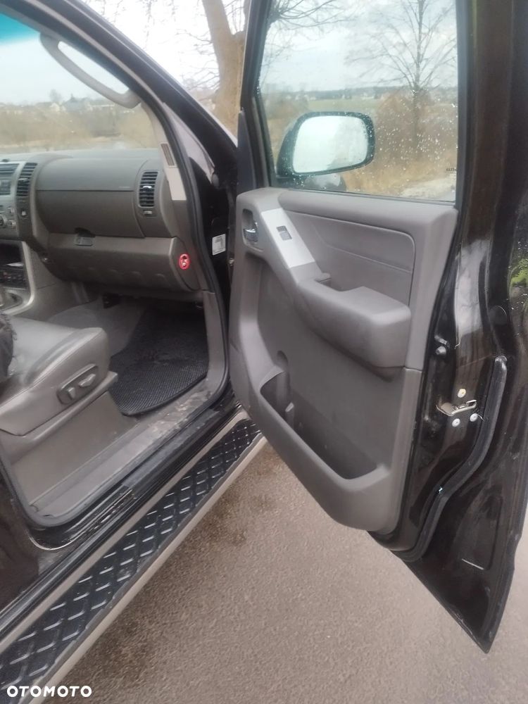 Nissan Pathfinder 2.5 dCi Premium - 13