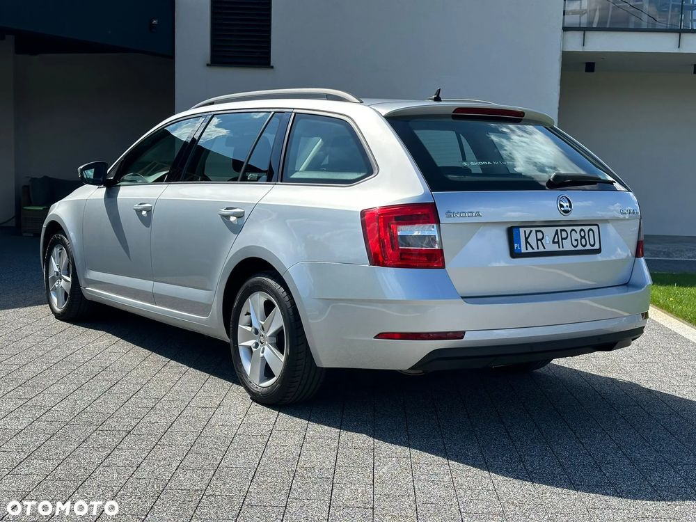 Skoda Octavia 2.0 TDI SCR Ambition - 8