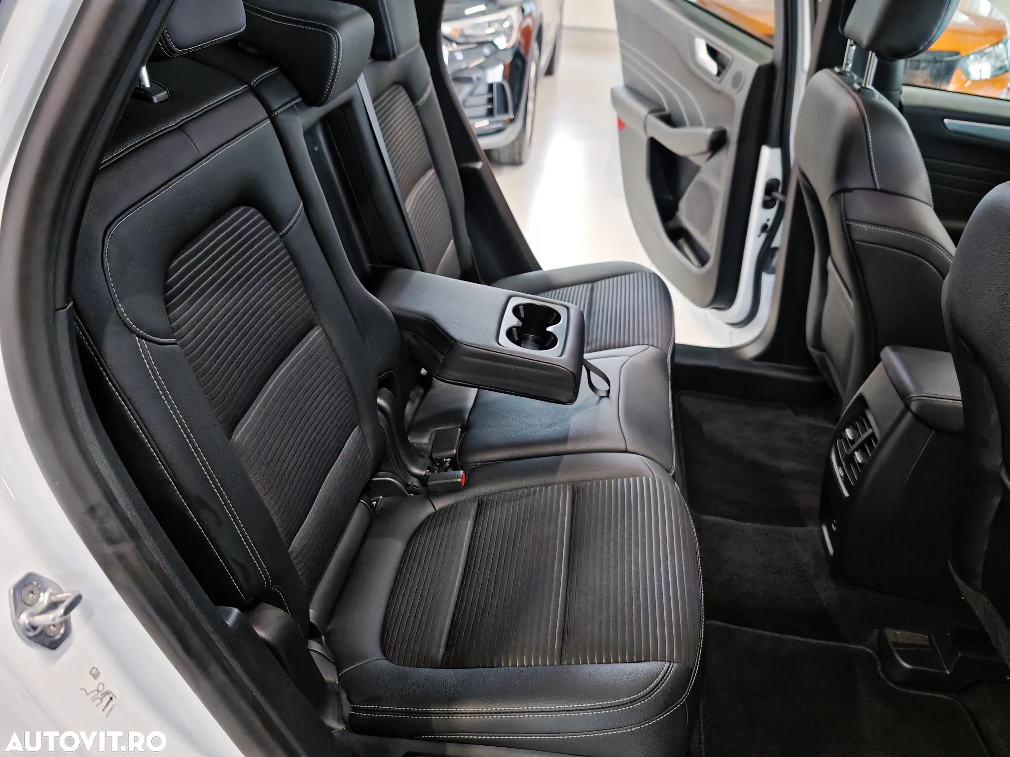 Ford Kuga 2.5 Duratec PHEV Titanium X - 29