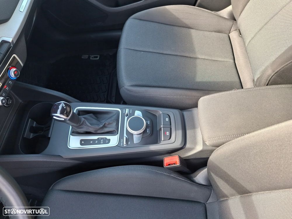 Audi Q2 35 TDI Advanced S tronic - 16