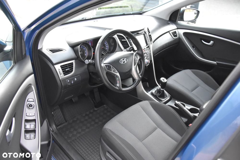 Hyundai i30 blue 1.6 GDI YES Gold - 22