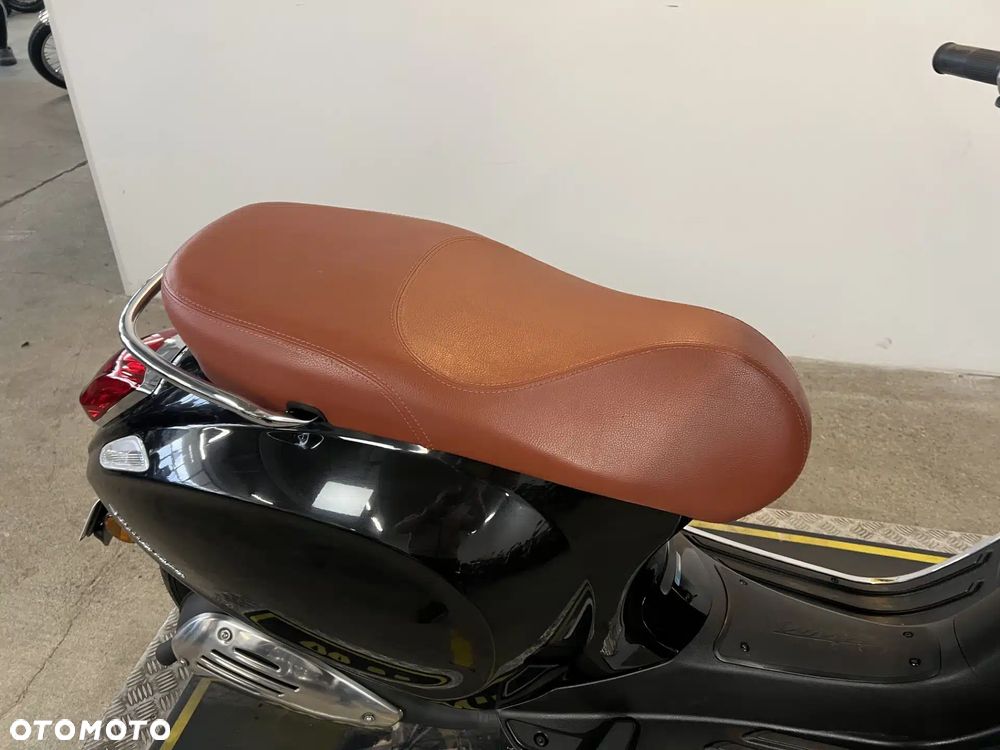 Vespa Primavera - 14