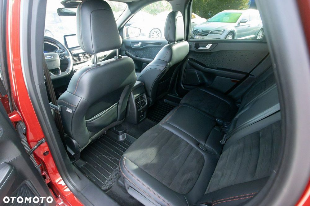 Ford Kuga - 33