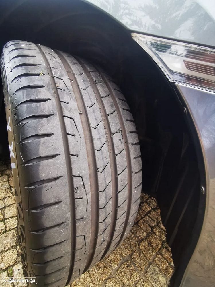 Honda Civic 1.0 i-VTEC Executive Premium - 9