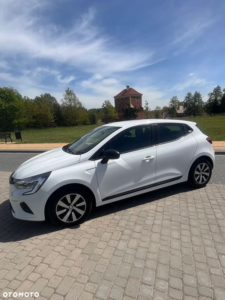 Renault Clio - 10