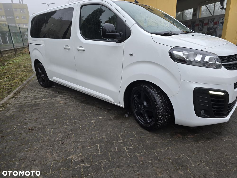 Opel Vivaro - 8