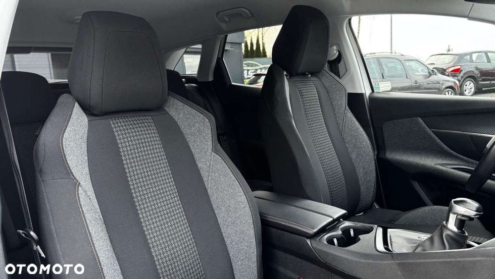 Peugeot 3008 - 16