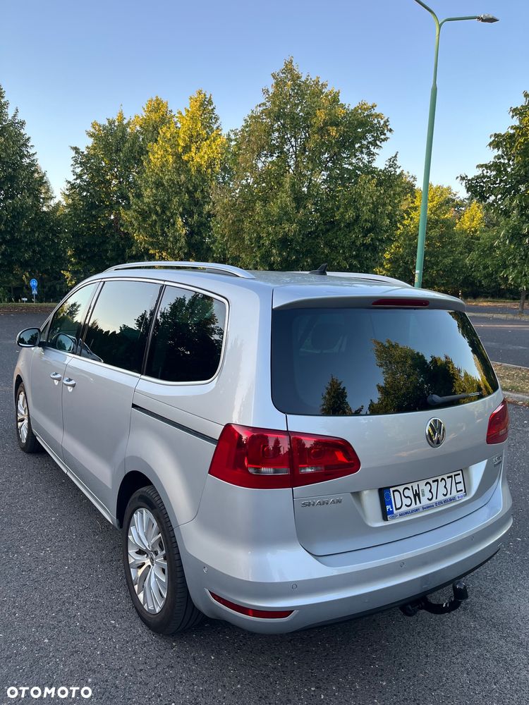 Volkswagen Sharan 2.0 TDI DSG BlueMotion Technology Highline - 4