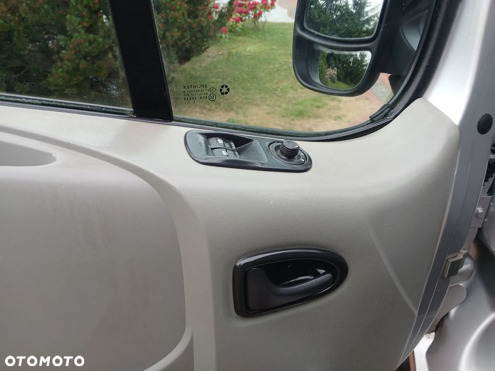 Renault TRAFIC - 14