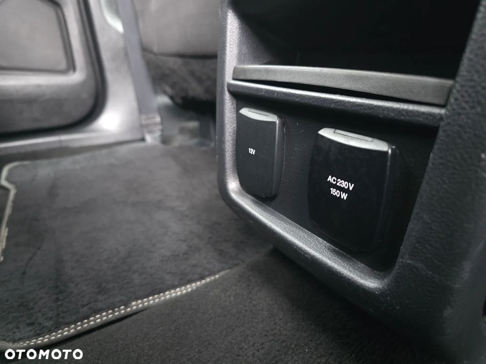 Ford S-Max 2.0 EcoBlue TITANIUM - 15