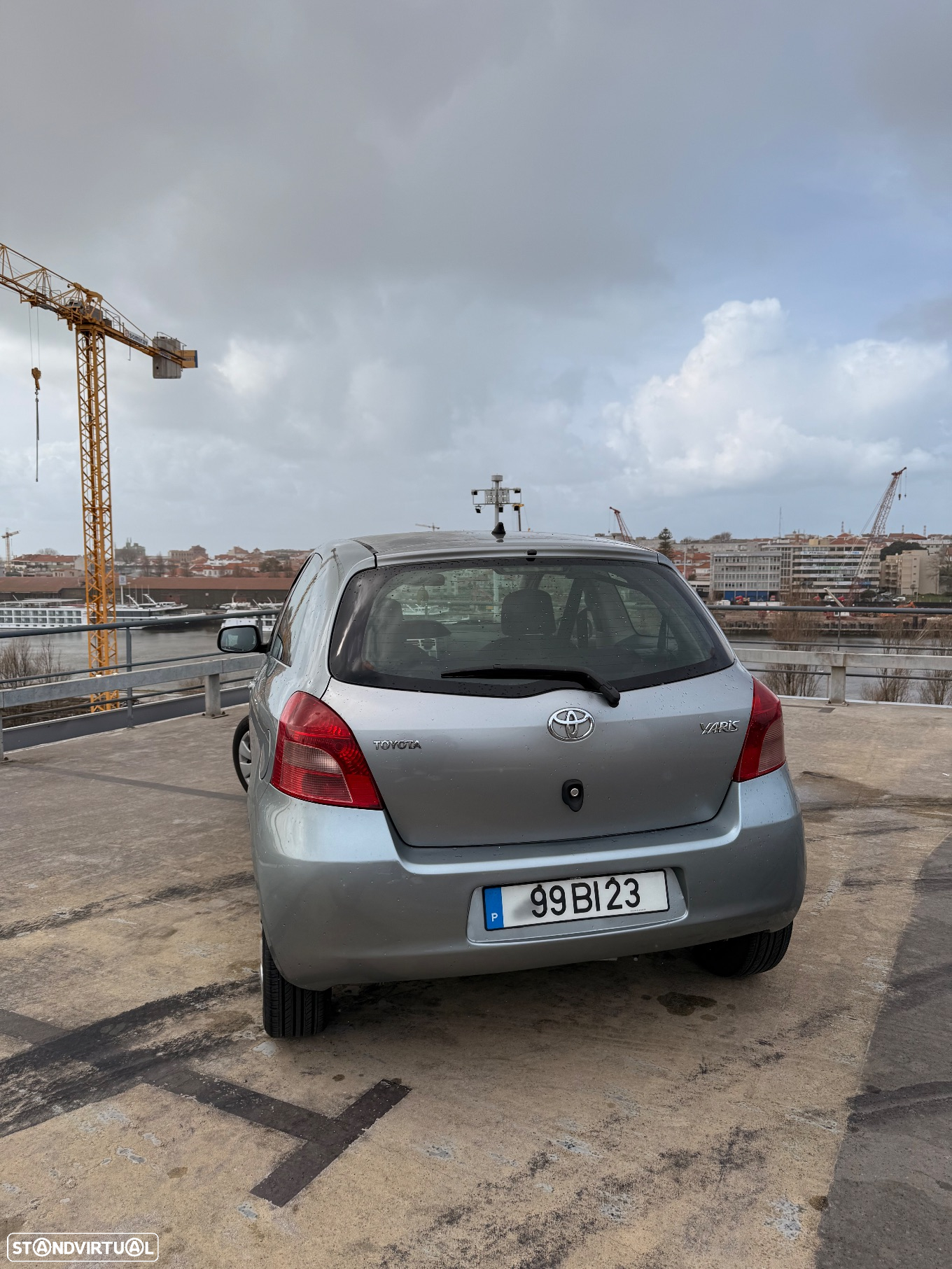 Toyota Yaris 1.0 VVT-i AC Manual - 13