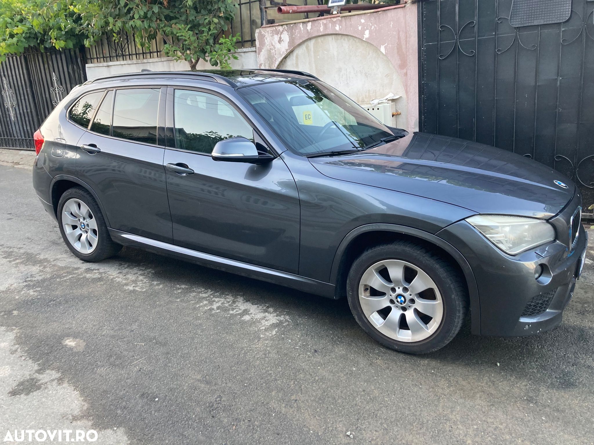 BMW X1 sDrive18d Aut. Sport Line - 1