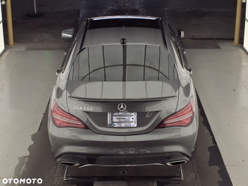 Mercedes-Benz CLA - 6