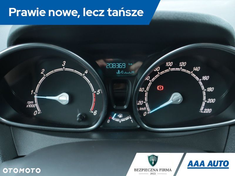 Ford Tourneo Courier - 13