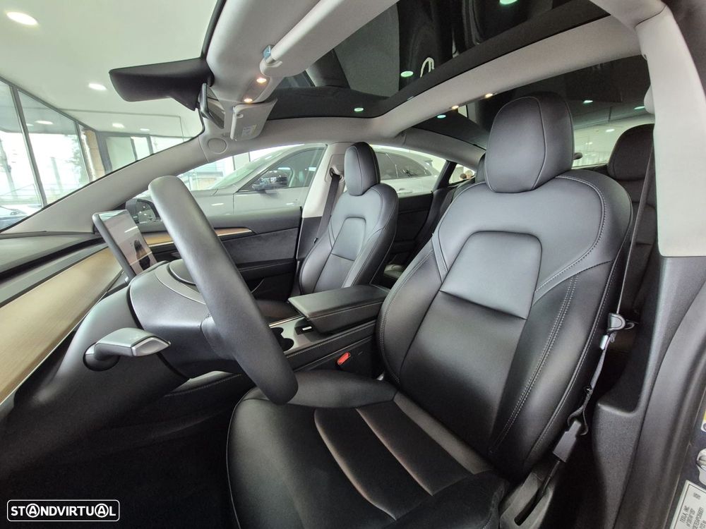 Tesla Model 3 Long Range Tração Traseira - 12