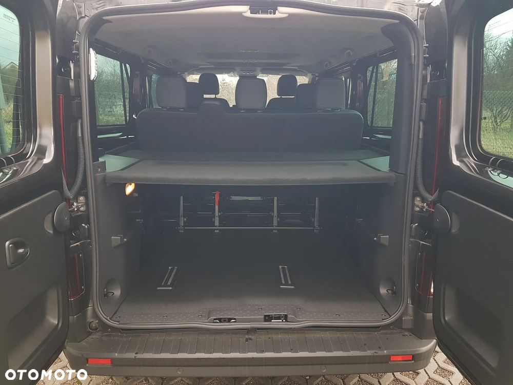 Renault Trafic - 18
