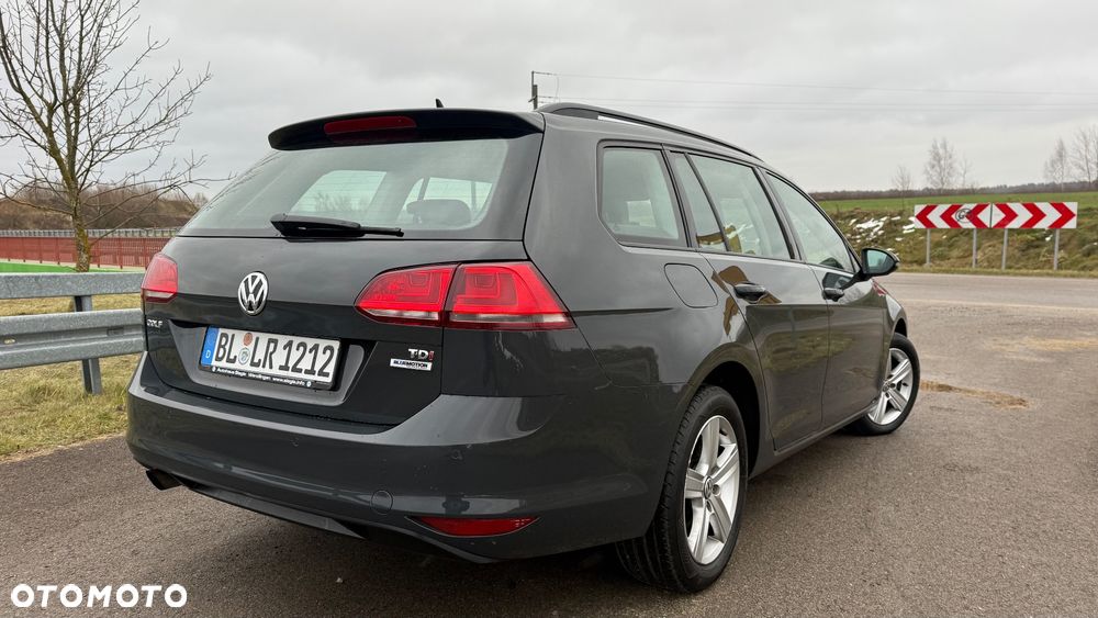 Volkswagen Golf 1.6 BlueTDI Comfortline - 15