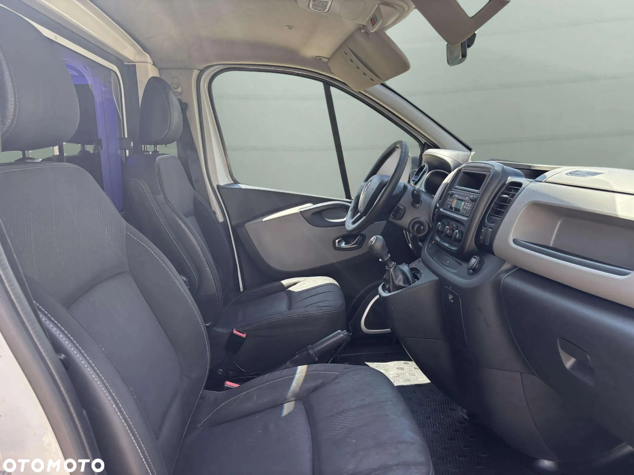 Renault Trafic - 24