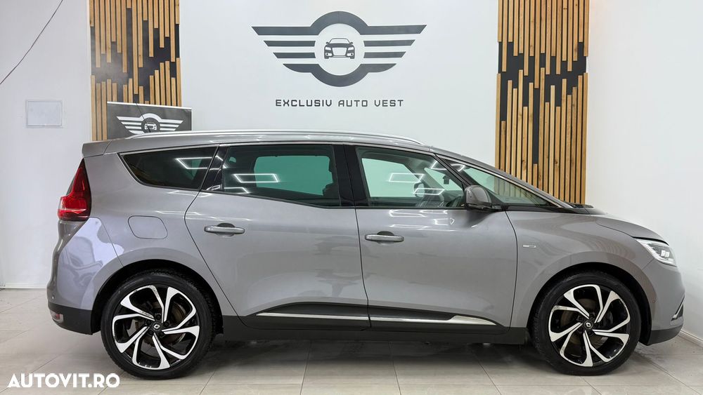 Renault Grand Scenic - 12