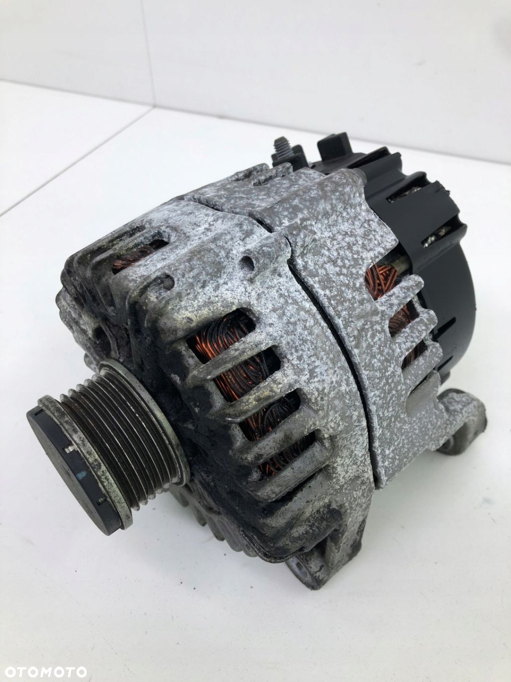 BMW F20 F30 F25 N47 184KM ALTERNATOR 7823343 - 1