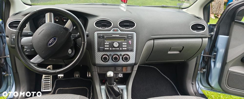 Ford Focus 1.6 16V Trend - 16