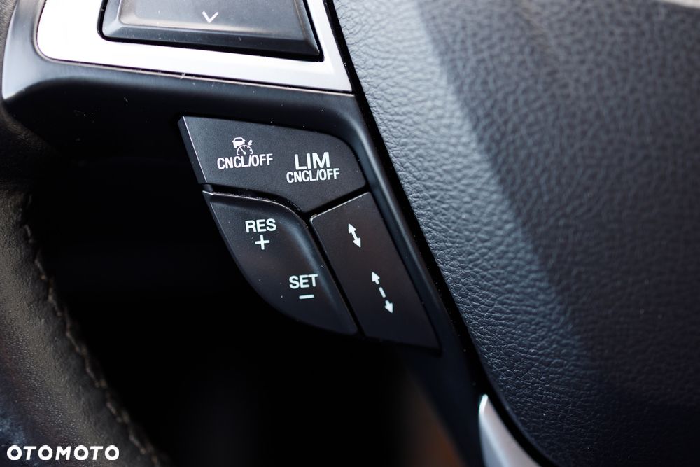 Ford S-Max 2.0 EcoBlue Titanium - 10