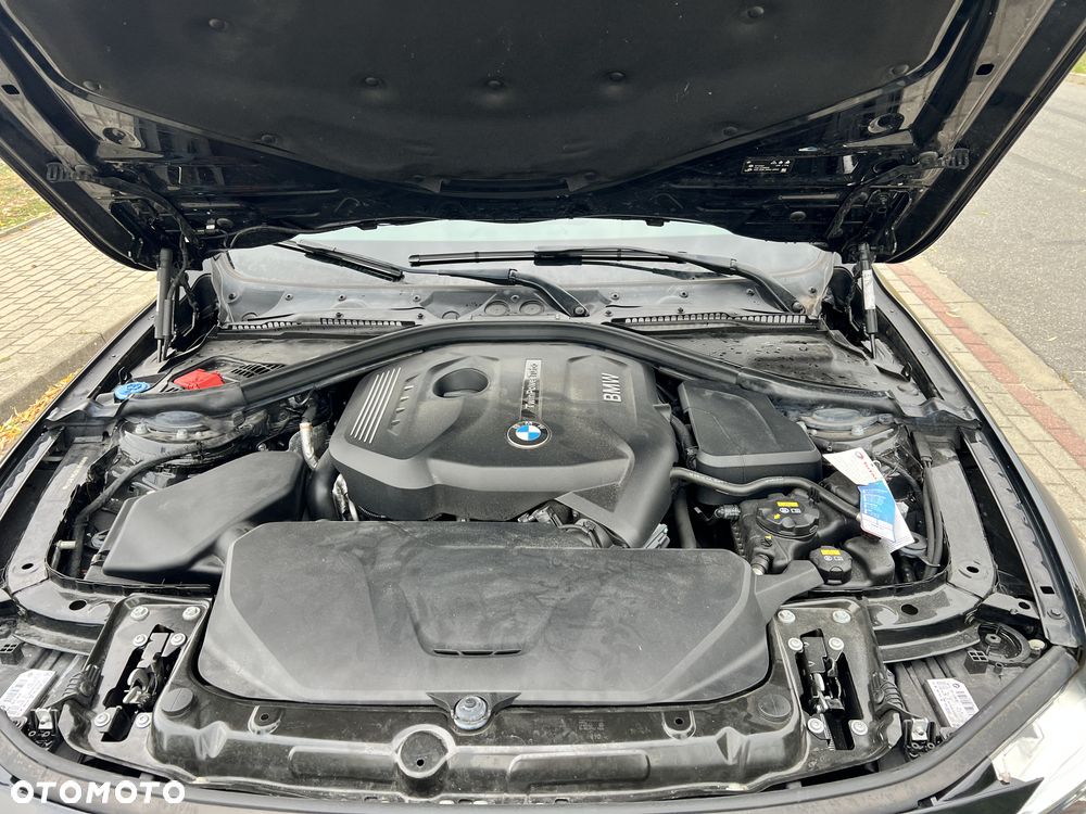 BMW Seria 3 320i Advantage - 30