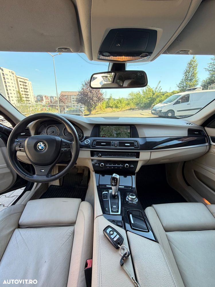 BMW Seria 5 520d Sport-Aut. - 8