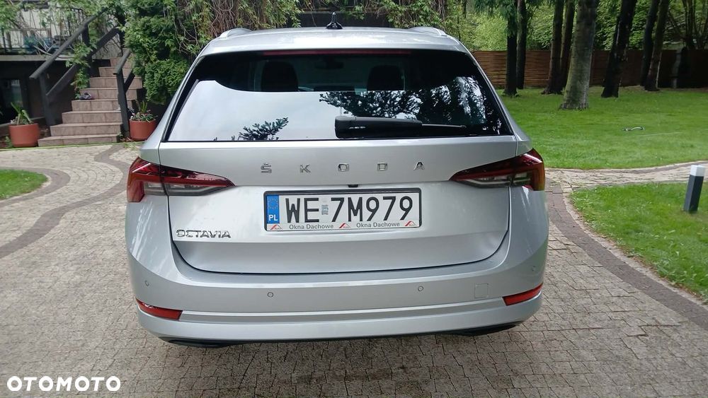 Skoda Octavia 2.0 TDI Style DSG - 8