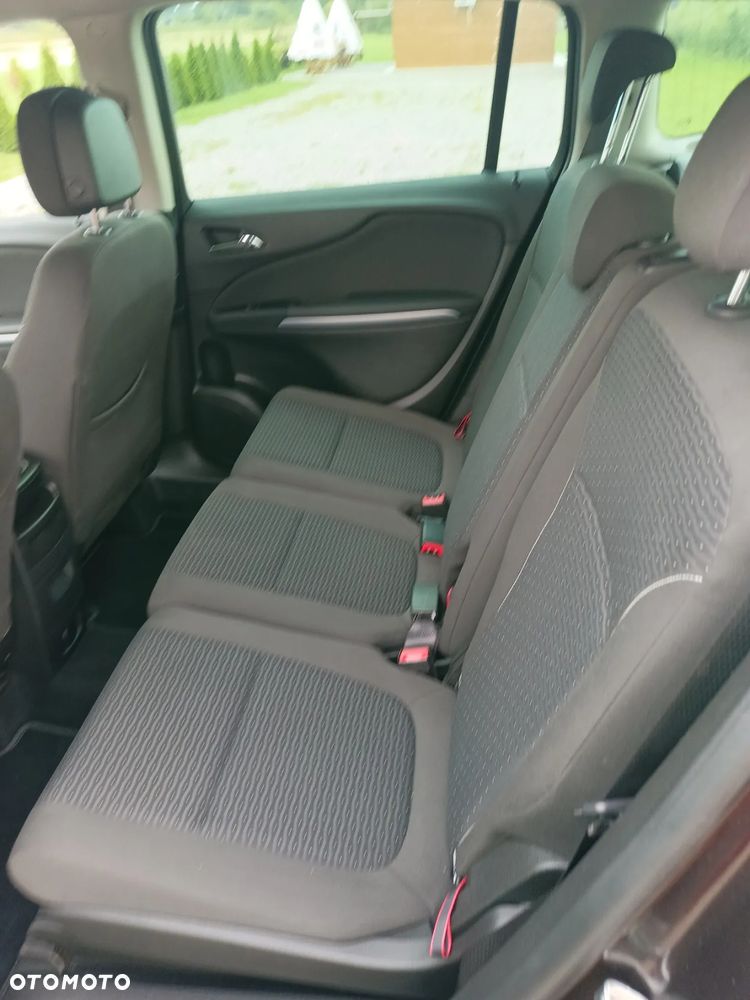 Opel Zafira 1.4 T Cosmo EcoFLEX S&S EU6 - 17