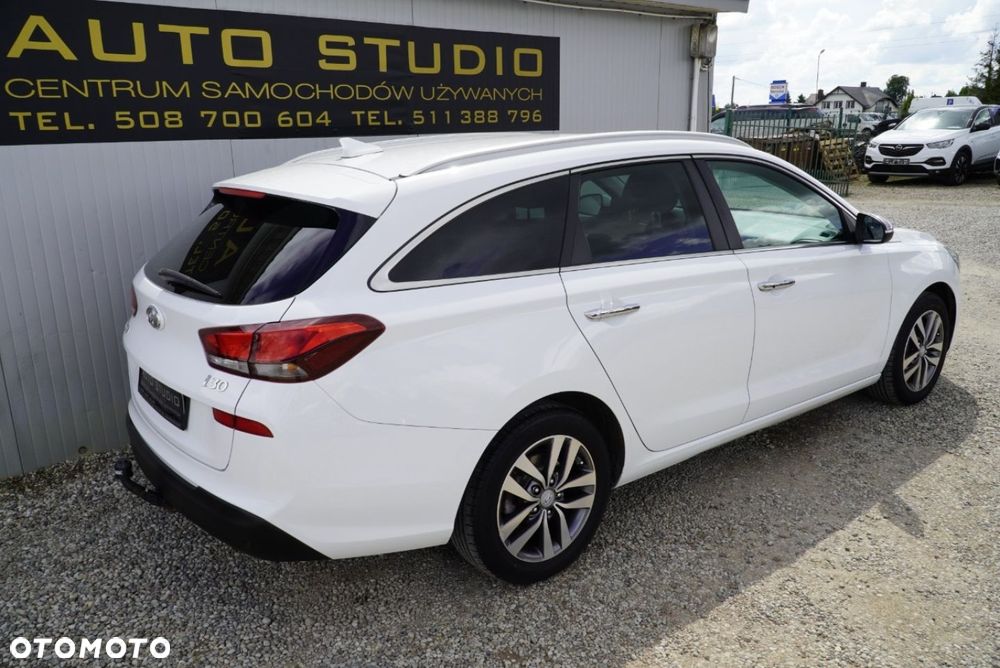 Hyundai i30 1.0 T-GDI Intro Edition - 3