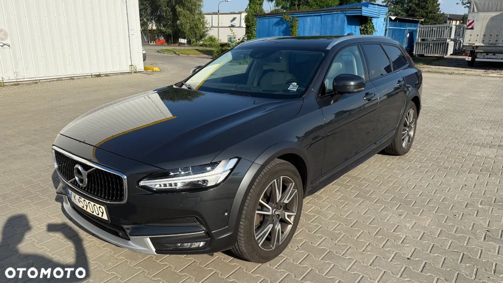 Volvo V90 Cross Country D5 AWD - 1