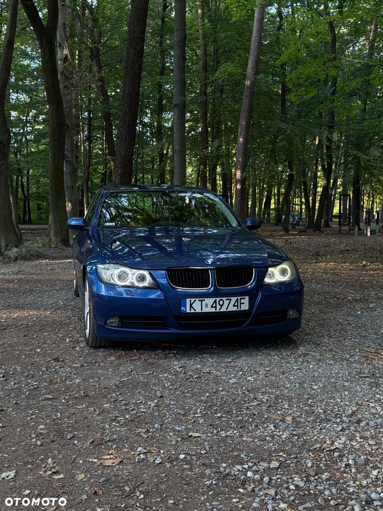 BMW Seria 3 325d - 2